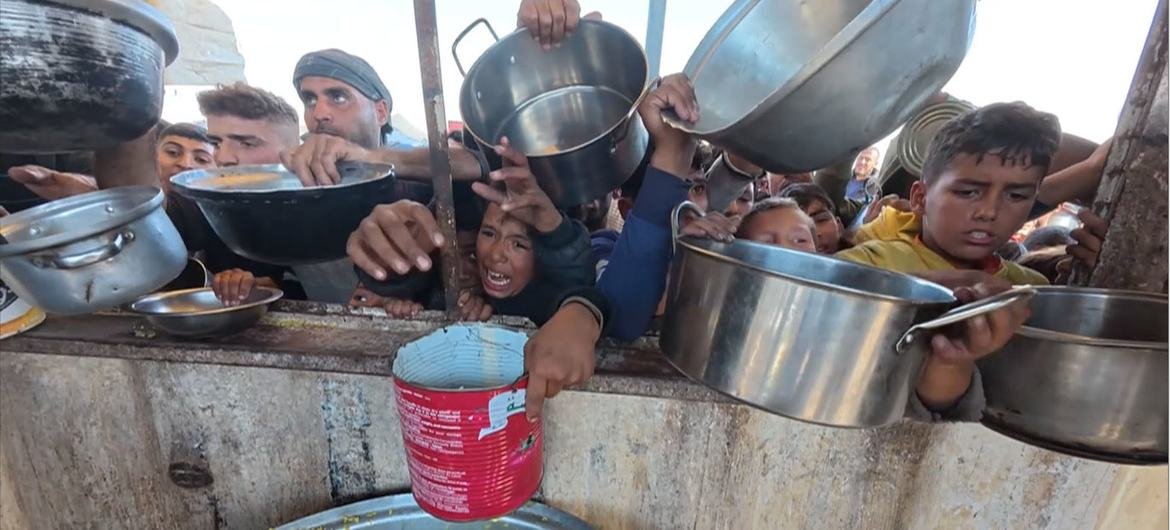 O WFP apoia cozinhas que servem refeições quentes