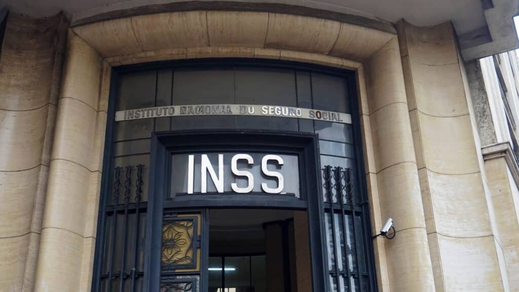 Seu benefício do INSS pode ser suspenso se não fizer isso!