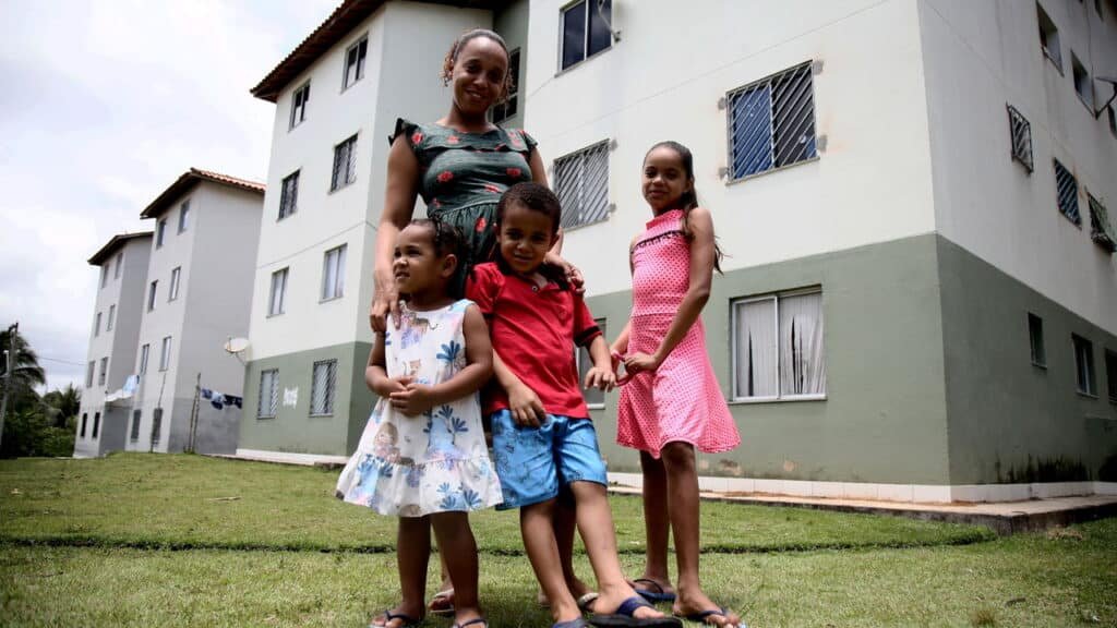 O novo salário mínimo é suficiente para uma família sobreviver o mês?